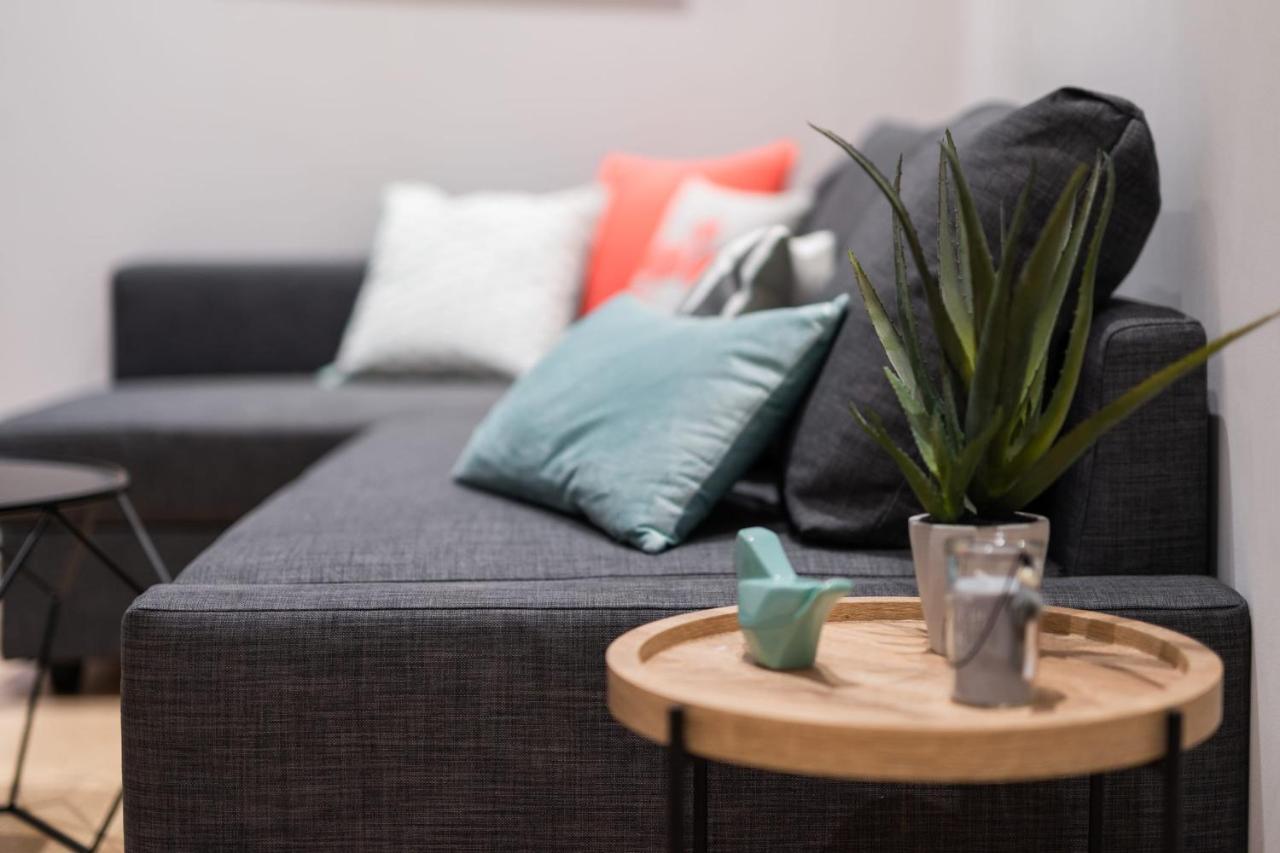 Latelier 2Br W Ac At 4 Min From The Beaches Of Old Nice Welkeys Екстериор снимка