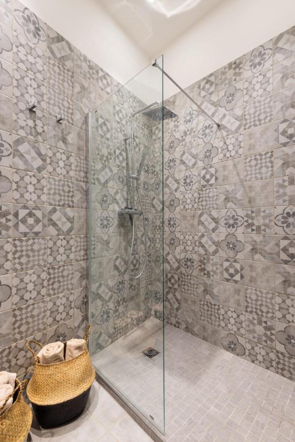 Latelier 2Br W Ac At 4 Min From The Beaches Of Old Nice Welkeys Екстериор снимка